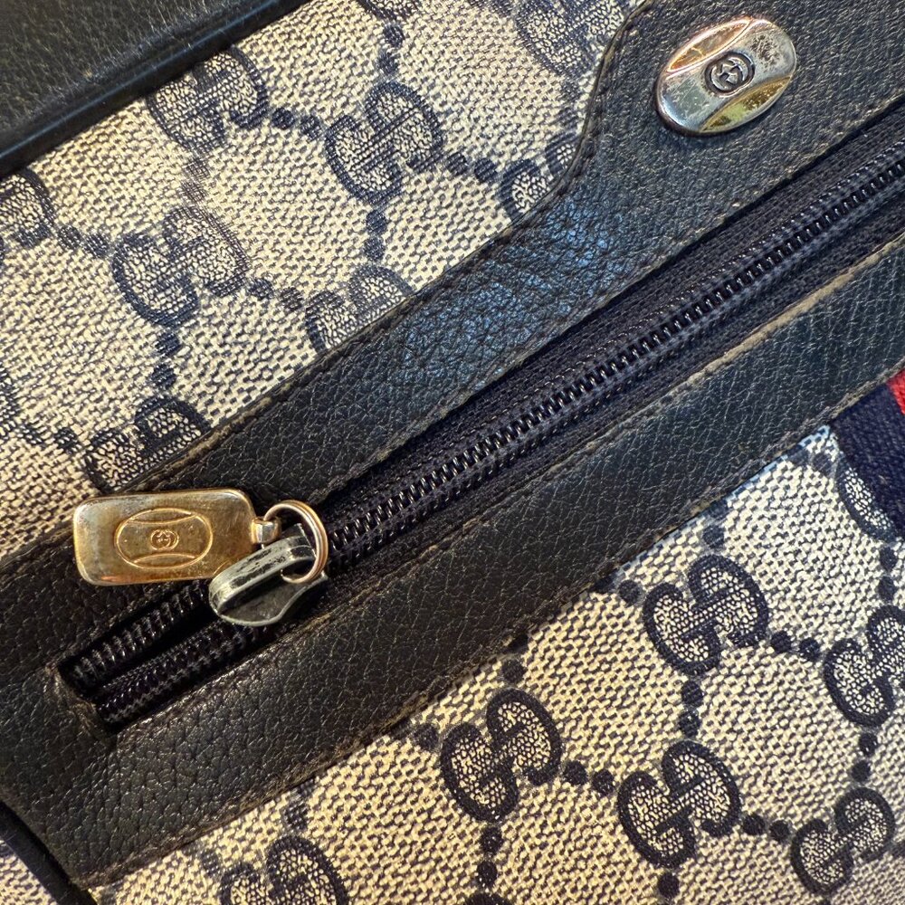 VINTAGE - GUCCI/Blue Web GG Crossbody Bag w Dust Bag (Accessory Collection) - Picture 4 of 10